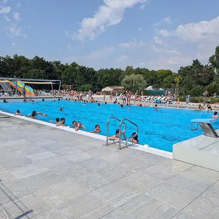 Ile Aux Loisirs * Le Mung