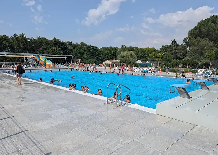 Ile Aux Loisirs * Le Mung